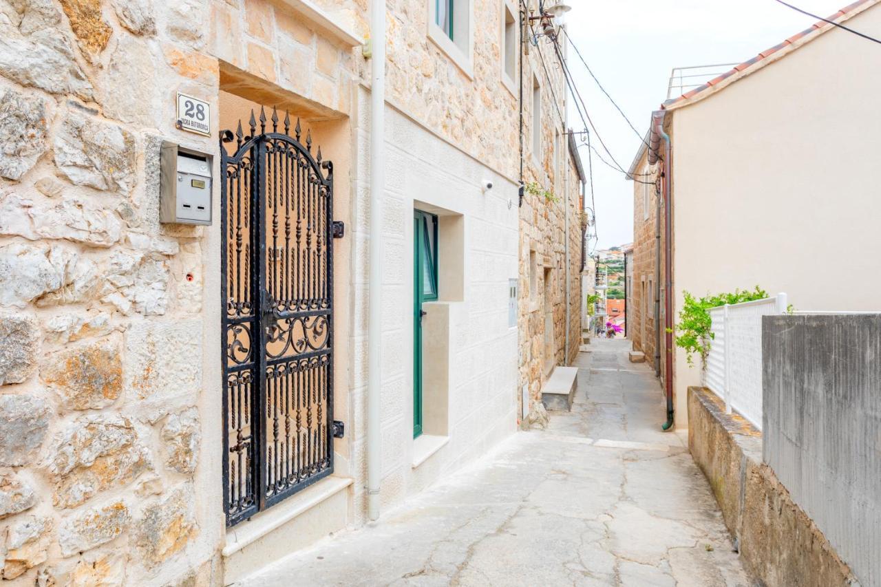 Ante * Hvar Town